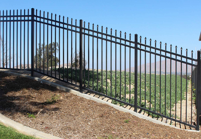 Steel garden fence 